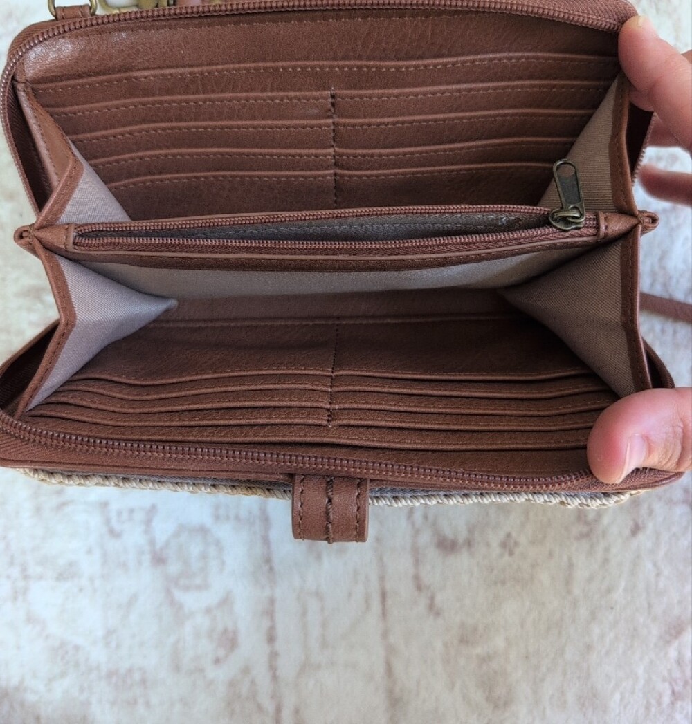 The Sak Brown Woven Crossbody, Clutch Or Wristlet Wallet - Picture 5 of 13